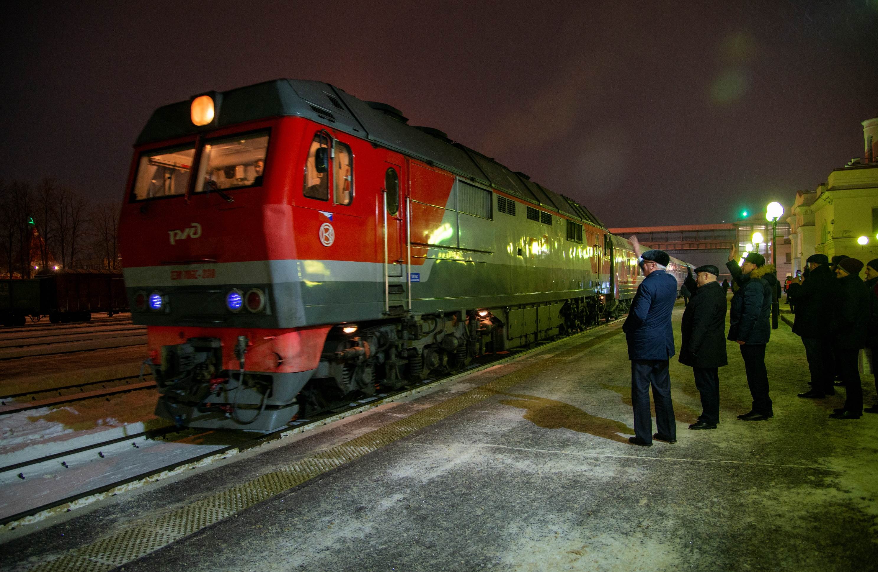 «Два раза к нам заходил начальник поезда»: о первой поездке Йошкар-Ола - Санкт-Петербург