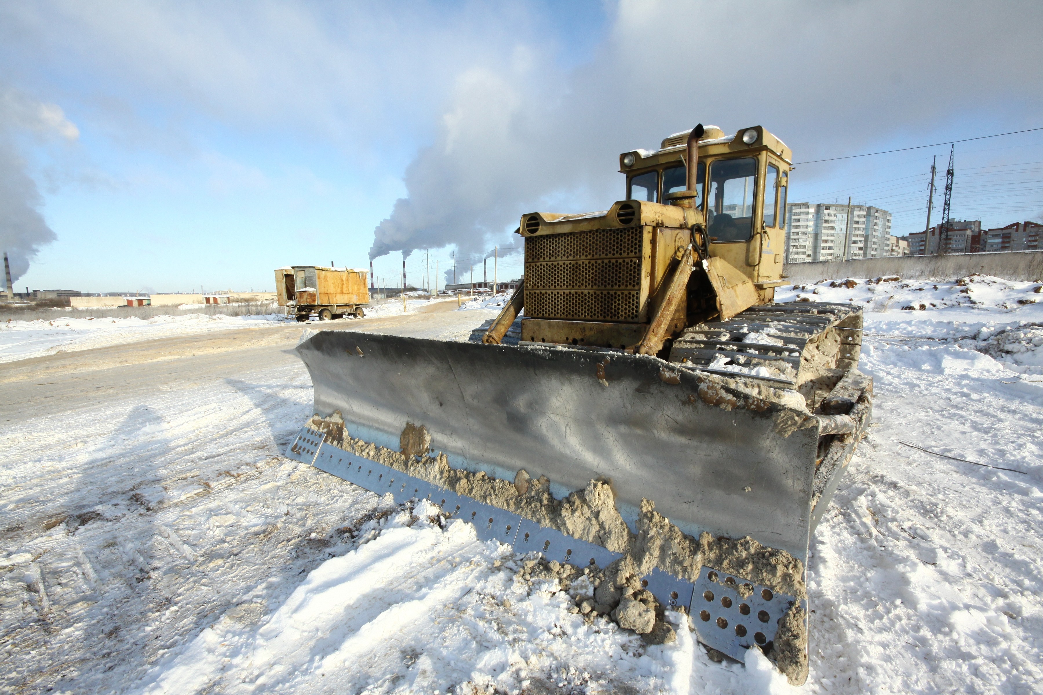 Из Йошкар-Олы за двое суток вывезли около 400 КАМАЗов снега