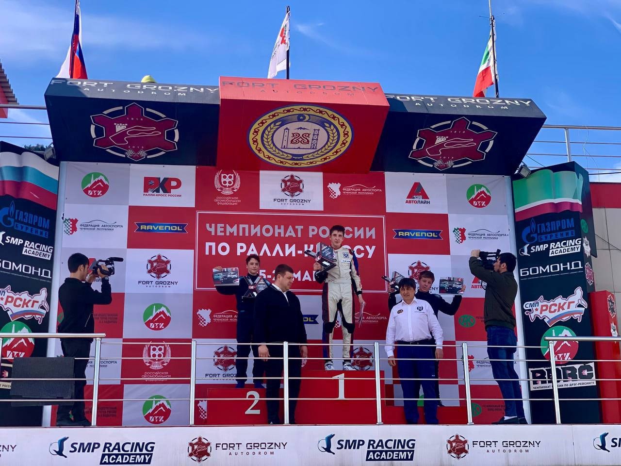 Йошкаролинец занял первое место на Чемпионате России по автомобильным гонкам