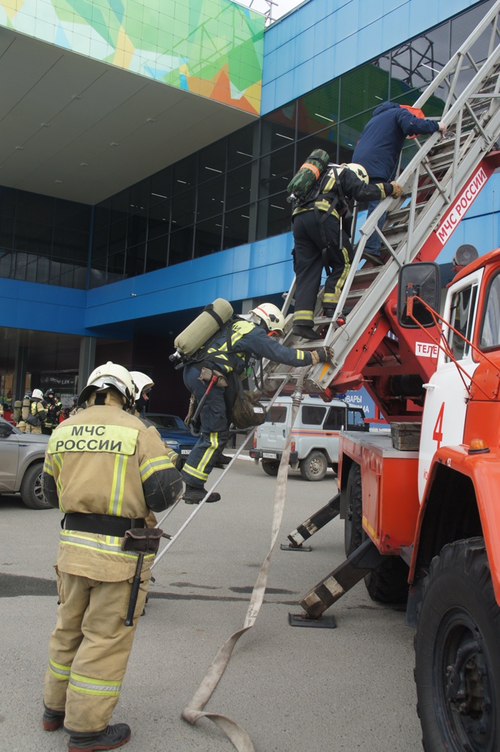В Йошкар-Оле инсценировали пожар в торговом центре