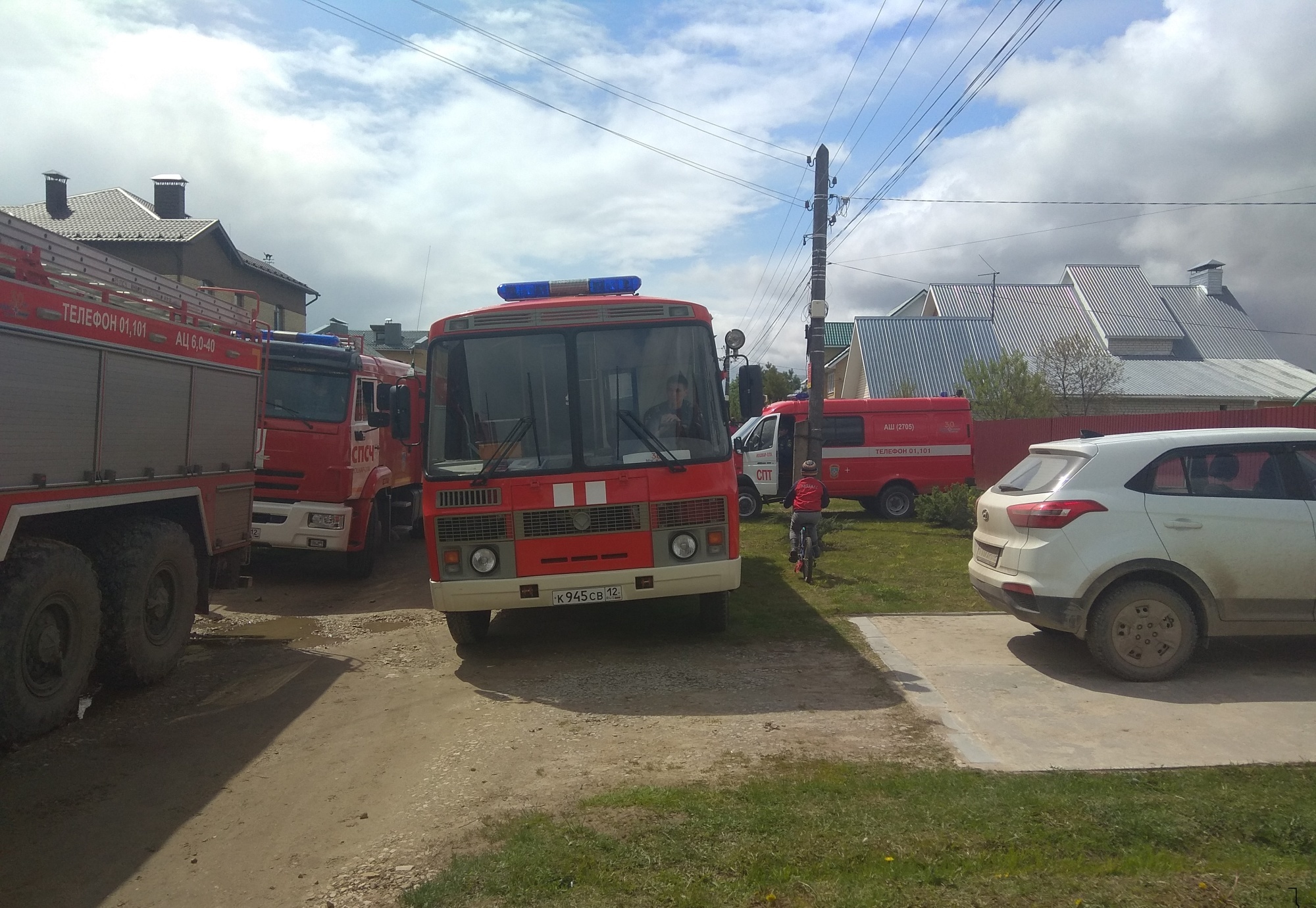 В Медведевском районе случился пожар: есть пострадавшие
