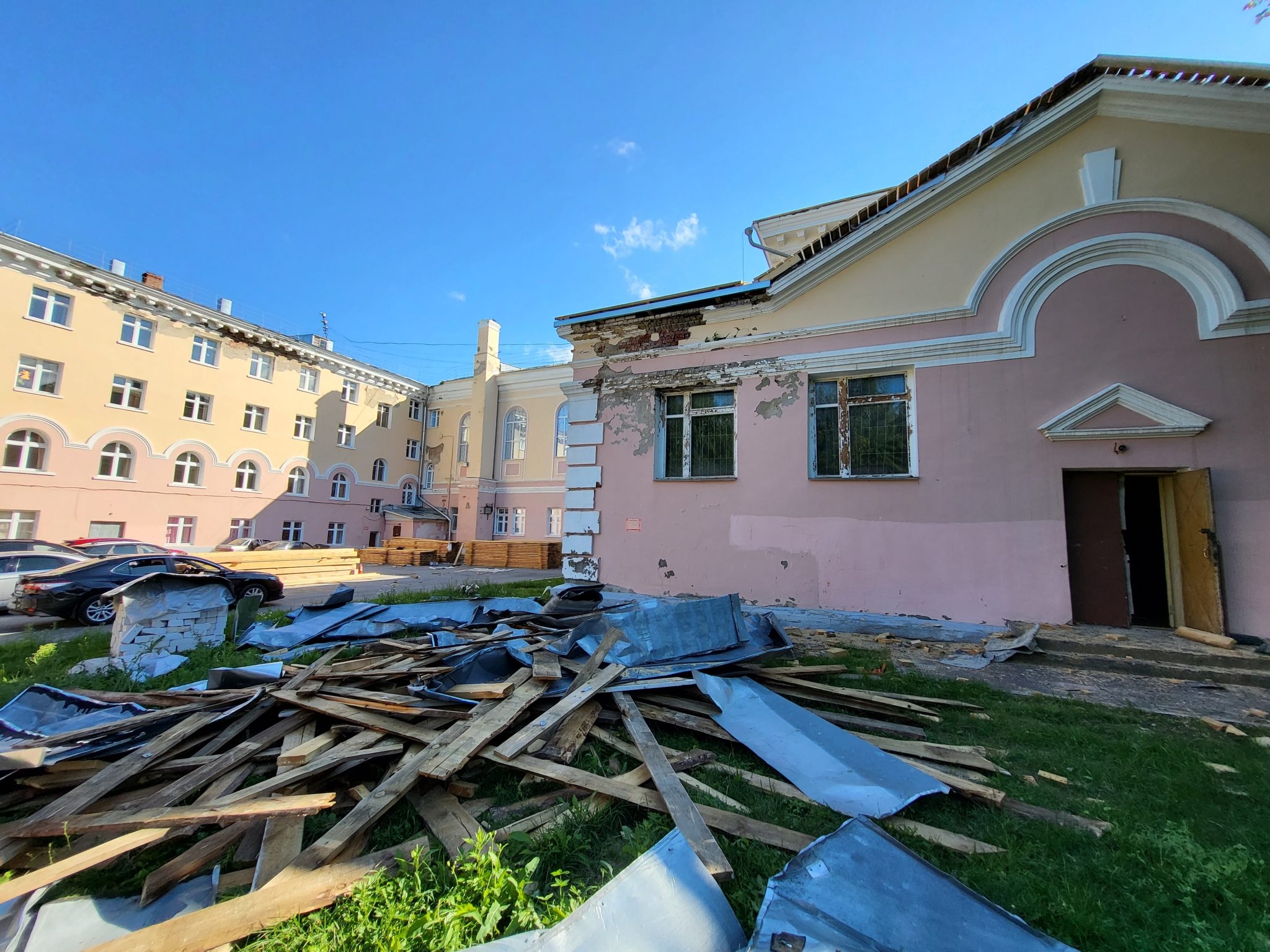 В Марий Эл на ремонт крыши колледжа культуры и искусства выделили 21 млн рублей