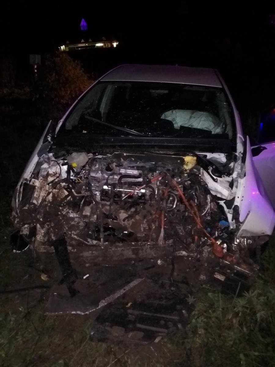 Во время дождя в Волжском районе погиб водитель Toyota Prius