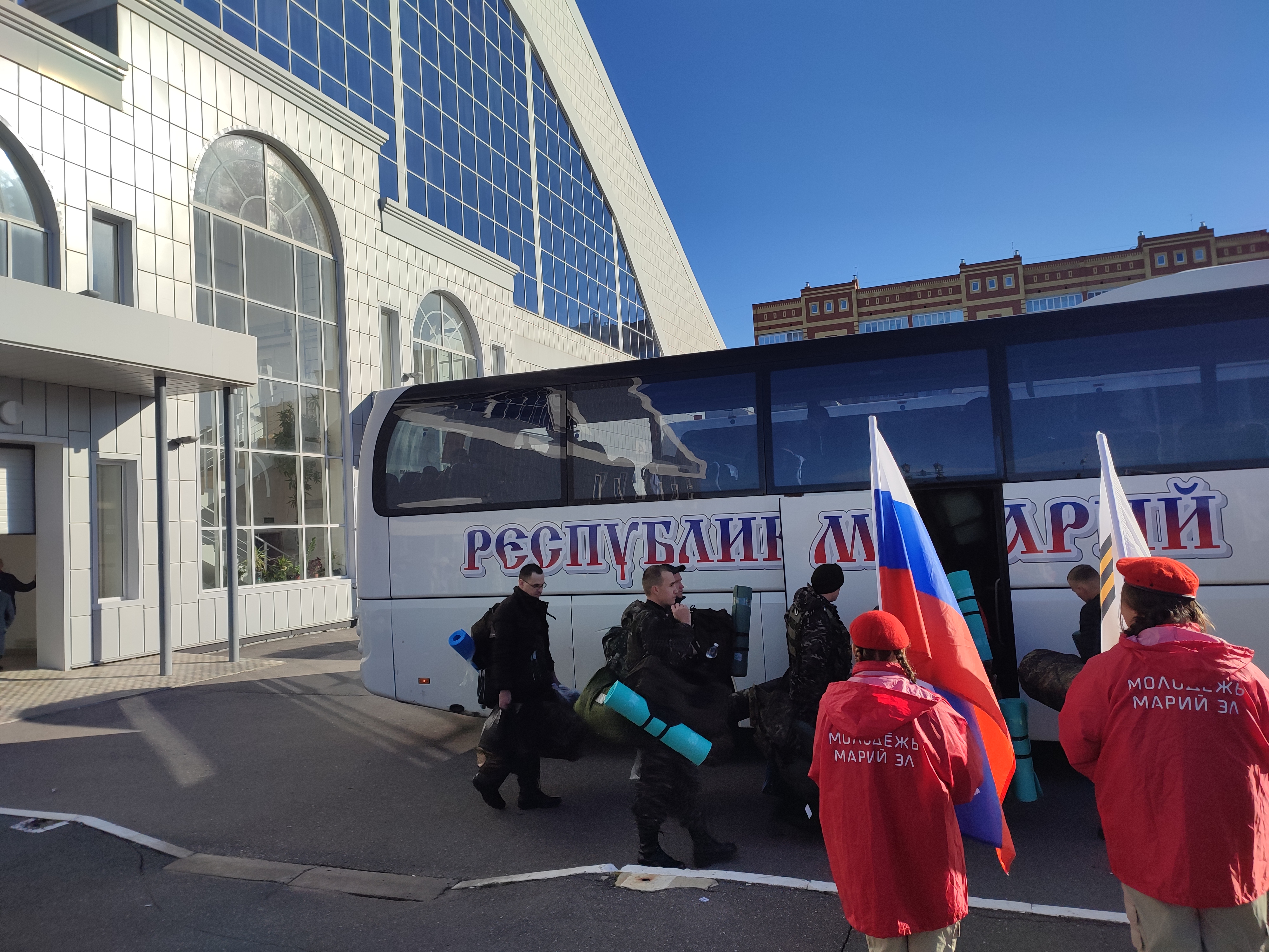 Из Йошкар-Олы отправляют еще два автобуса с мобилизованными