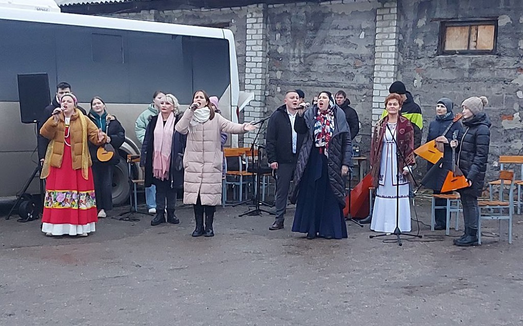 Артисты филармонии имени Якова Эшпая выступили перед мобилизованными в Ульяновской области