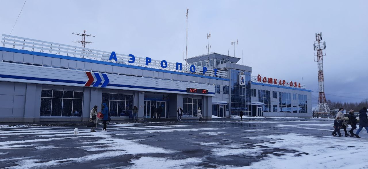Из йошкар-олинского аэропорта задержали вылет половины авиарейсов 