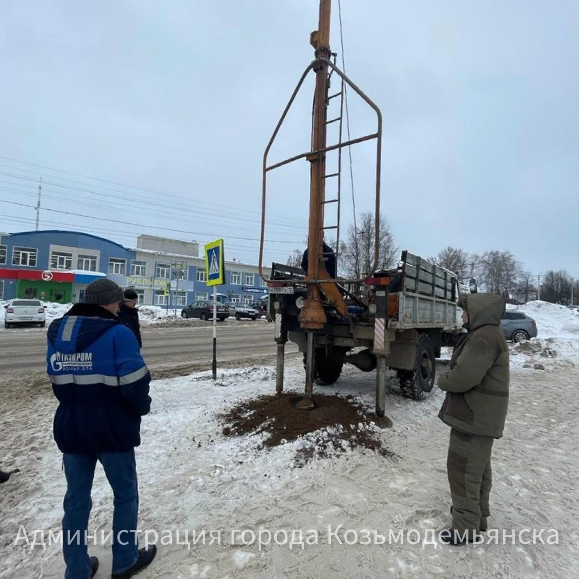 В Козмодемьянске установили шесть светофоров на солнечных батареях