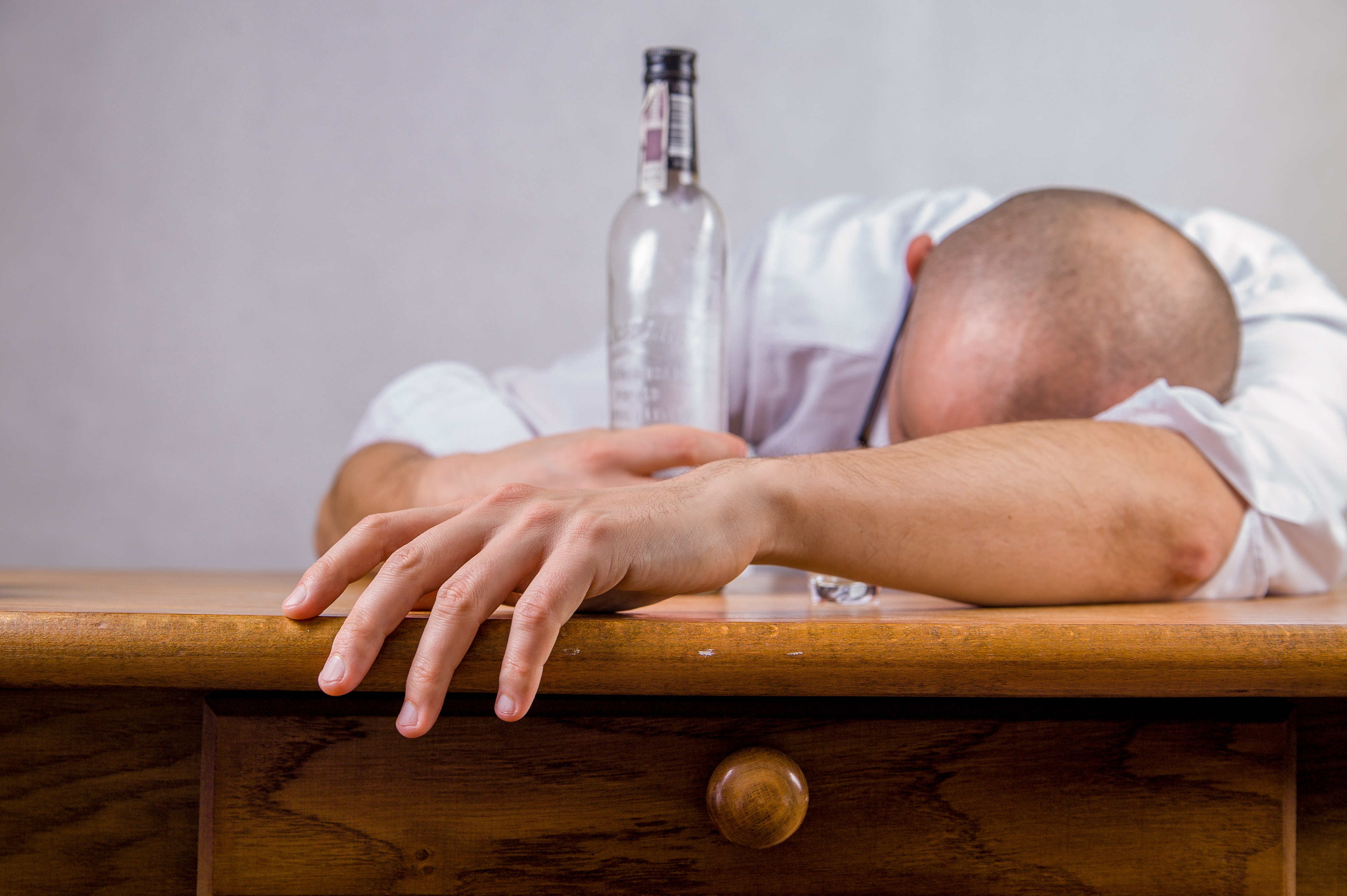 В Марий Эл каждые три дня умирает человек от отравления алкоголем