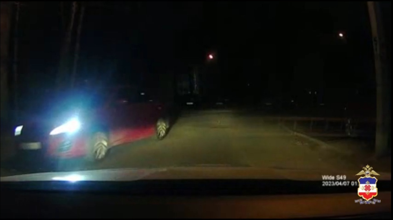 В Йошкар-Оле автомеханик на машине клиента устроил погоню с полицейскими