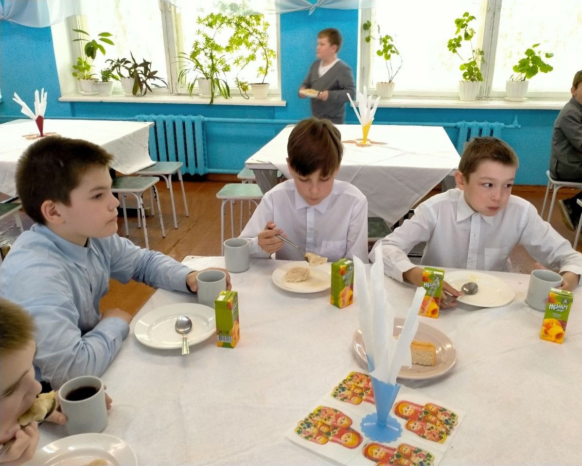 Младшие школьники Йошкар-Олы уже начали завтракать блюдом национальной кухни