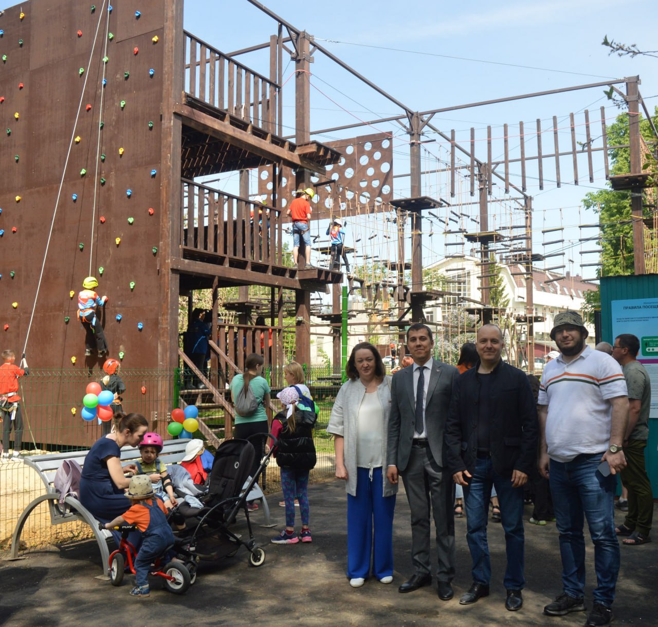 В Йошкар-Оле открыли Веревочный парк: пришло сразу 300 человек