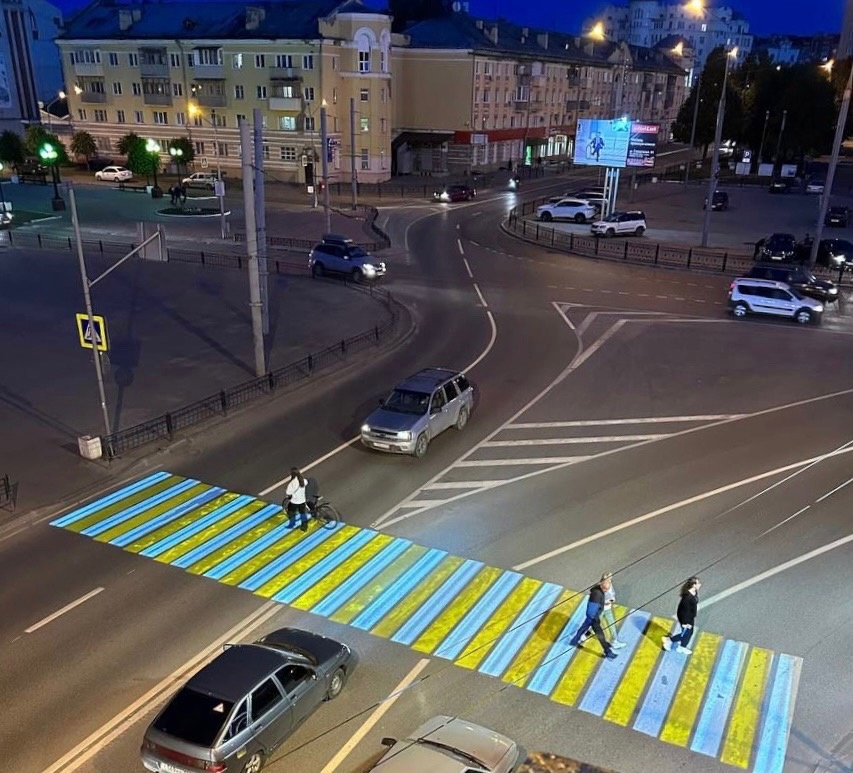 Пешеходные переходы в Йошкар-Оле теперь не рисуют, а проектируют светом