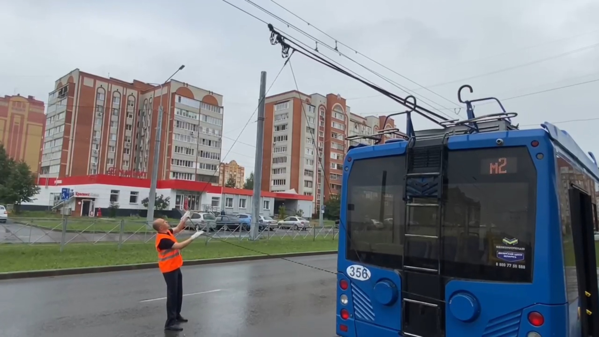 По улице Петрова в Йошкар-Оле запустили троллейбусную сеть