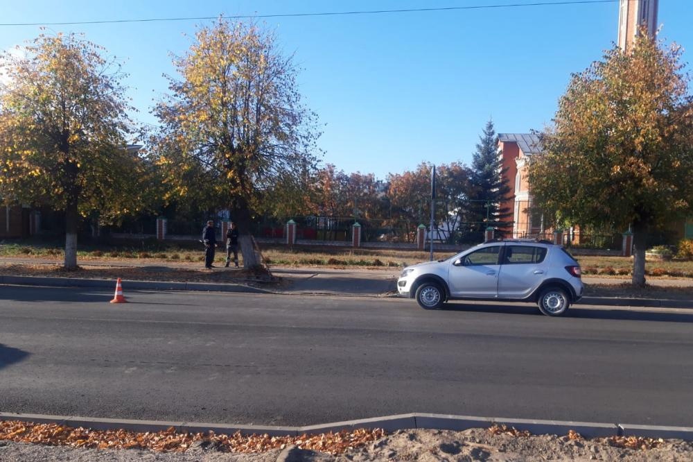 Житель Волжска переходил дорогу и оказался под колесами иномарки