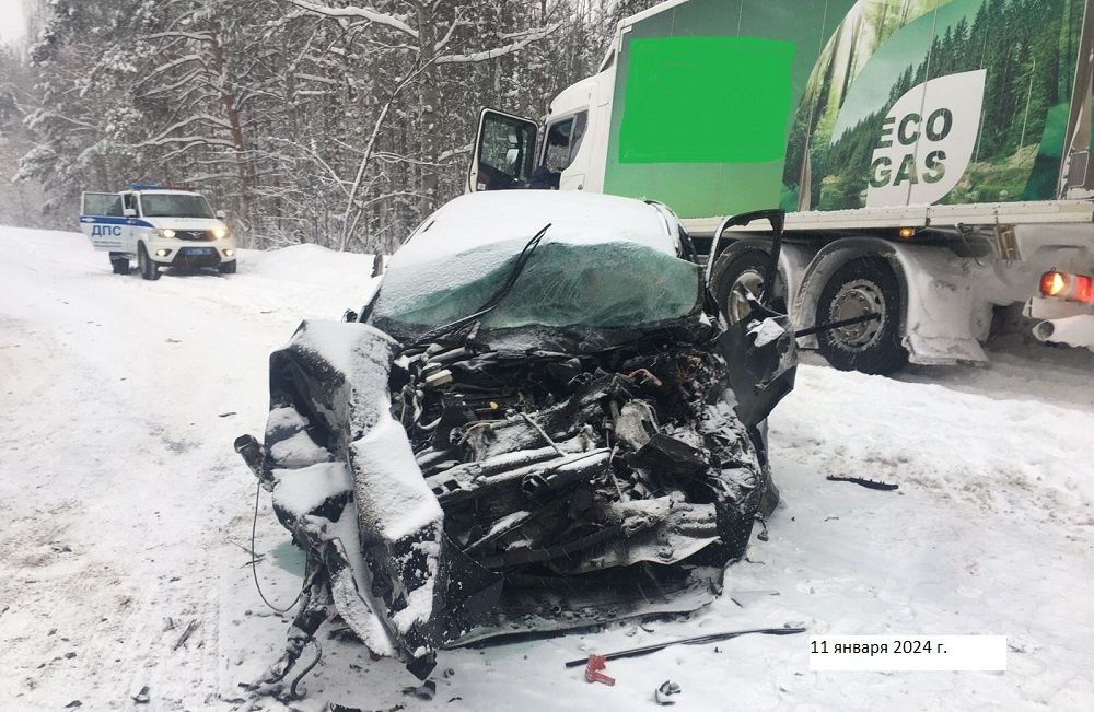 Из-за пьяного водителя три человека пострадали в жестком ДТП в Медведевском районе
