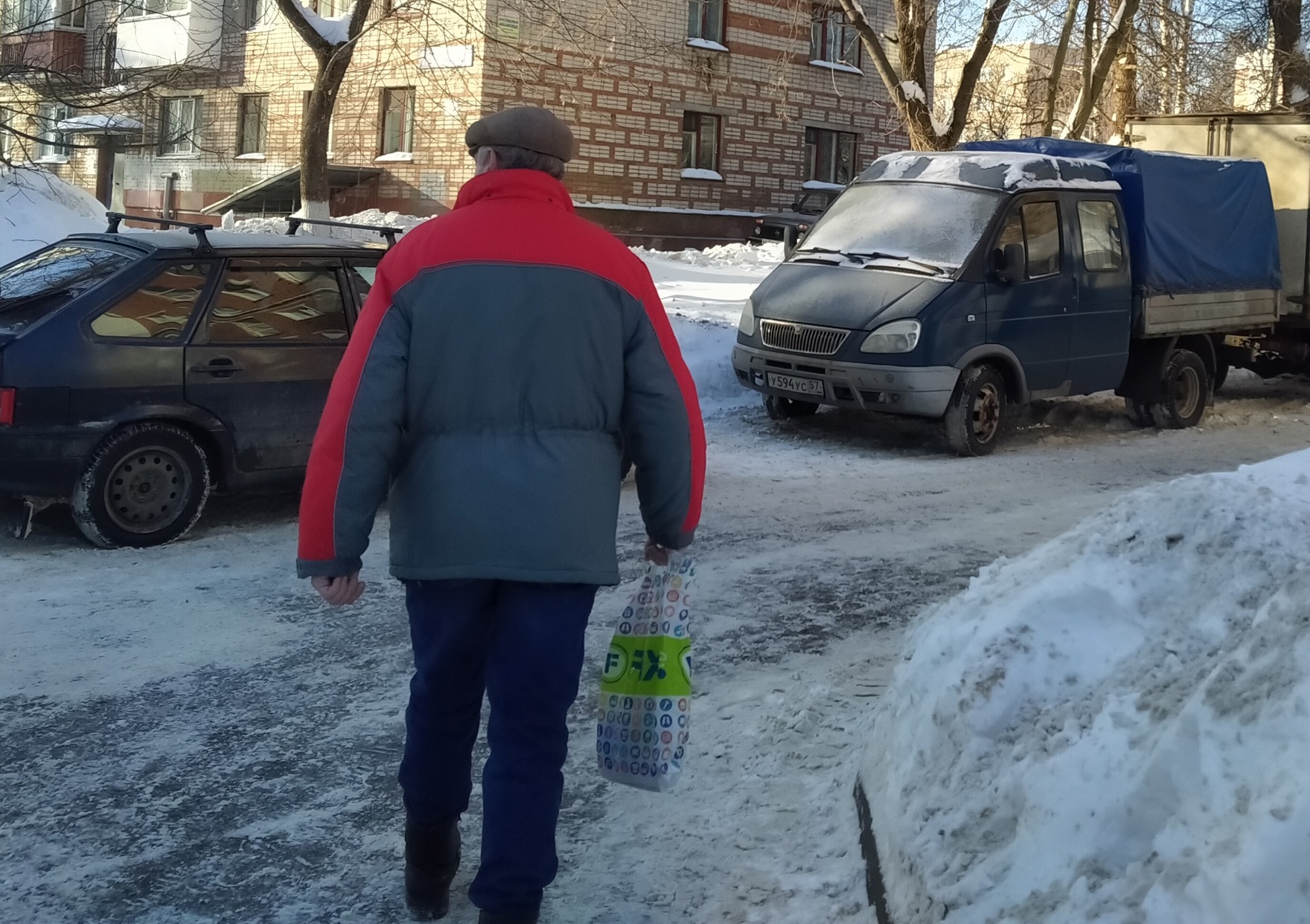 Житель Медведевского района стал жертвой настойчивых преступников, но только один раз