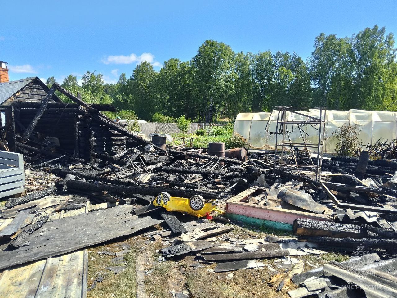 Семье из Куженерского района чудом удалось спастись из ночного пожара