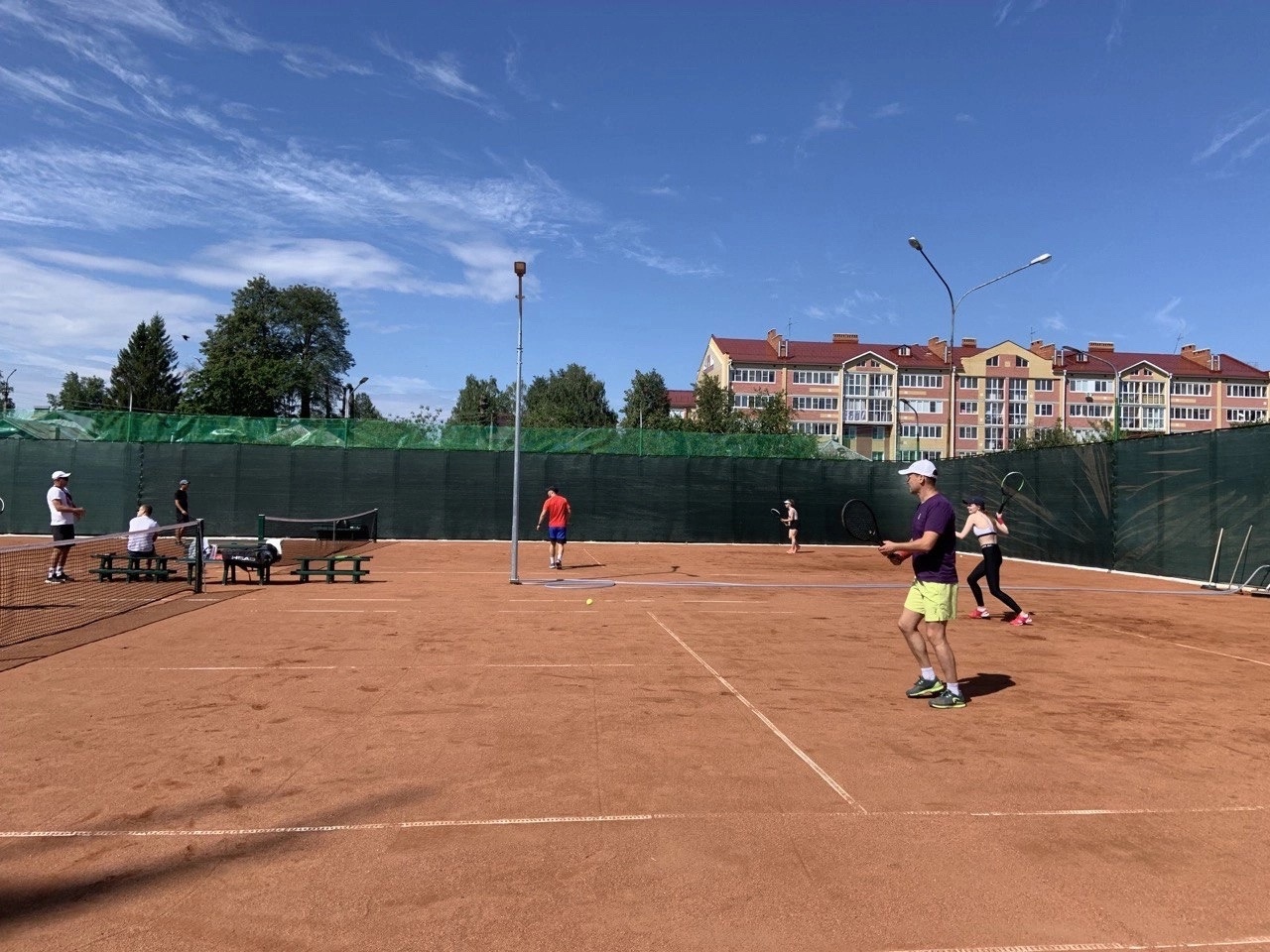 Новые теннисные корты открыли в Медведевском районе