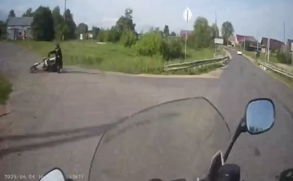 Мотопогоню на отцовском байке устроил подросток в Медведевском районе